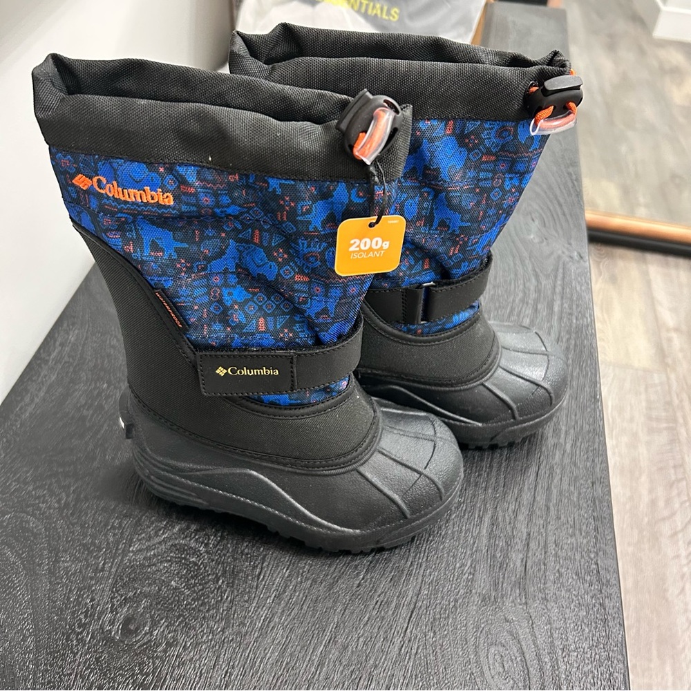 New Columbia winter boots